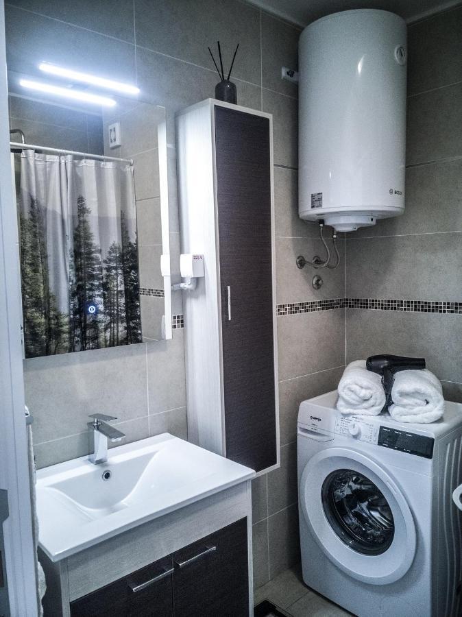 Raw Industrial City Apartment Суботица Экстерьер фото