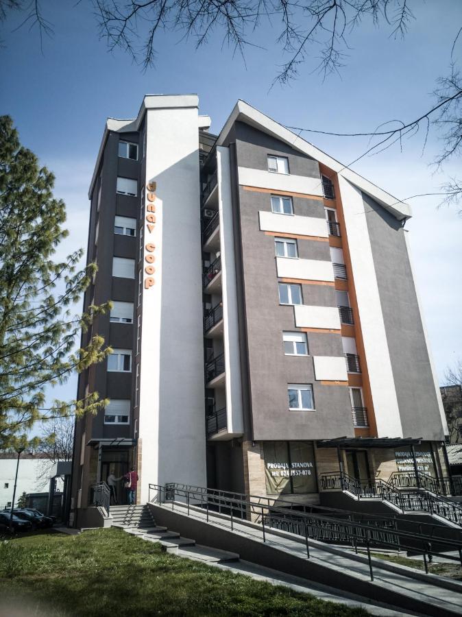 Raw Industrial City Apartment Суботица Экстерьер фото